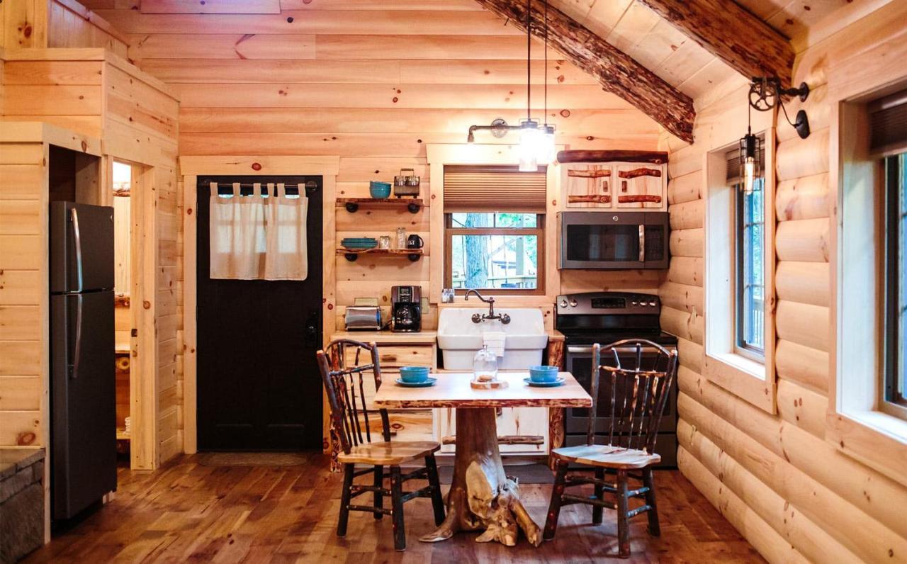 Cricket Hill Treehouse B By Amish Country Lodging Millersburg Buitenkant foto